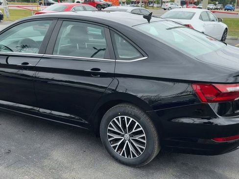 Used 2021 Volkswagen Jetta R-Line FWD image 6