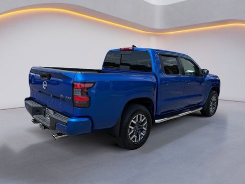 Used 2024 Nissan Frontier SL w/ Technology Package AWD/4WD image 3