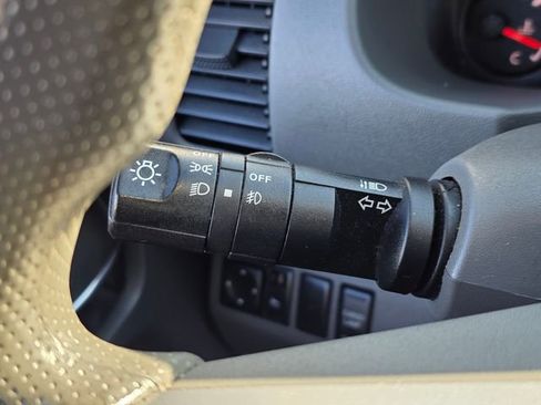 Used 2020 Nissan Frontier SV image 35