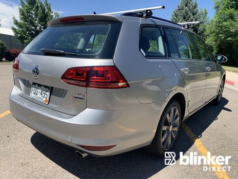 Used 2017 Volkswagen Golf S image 6