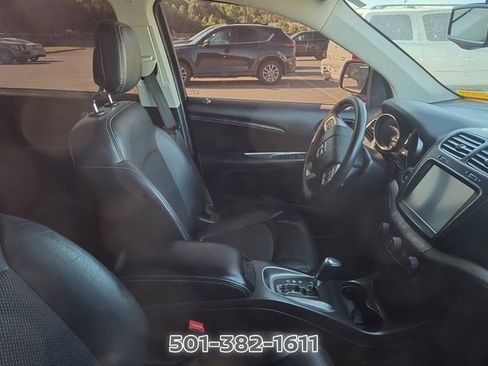 Used 2018 Dodge Journey Crossroad w/ Driver Convenience Group AWD/4WD image 10