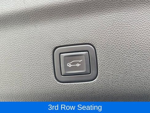 Used 2023 Chevrolet Tahoe RST image 9