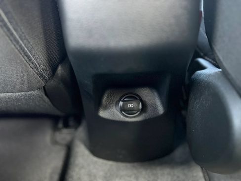 Used 2019 Kia Rio S FWD image 21