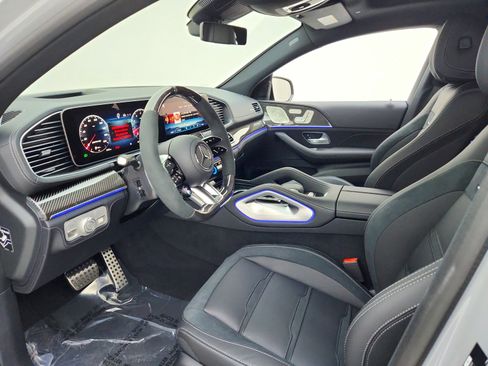 New 2026 Mercedes-Benz GLE 53 AMG 4MATIC Coupe image 9