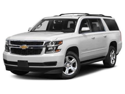 Used 2018 Chevrolet Suburban LT RWD image 4