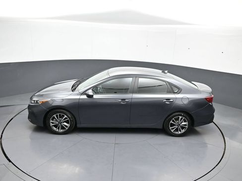 Certified 2024 Kia Forte LXS FWD image 39
