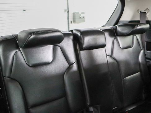 Used 2022 Kia Telluride EX FWD image 30