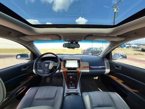 Used 2006 Cadillac STS V8 w/ Preferred Equipment Group RWD image 21