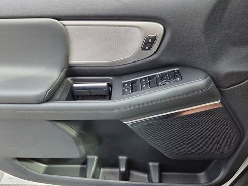 New 2026 Ford Expedition Active image 22