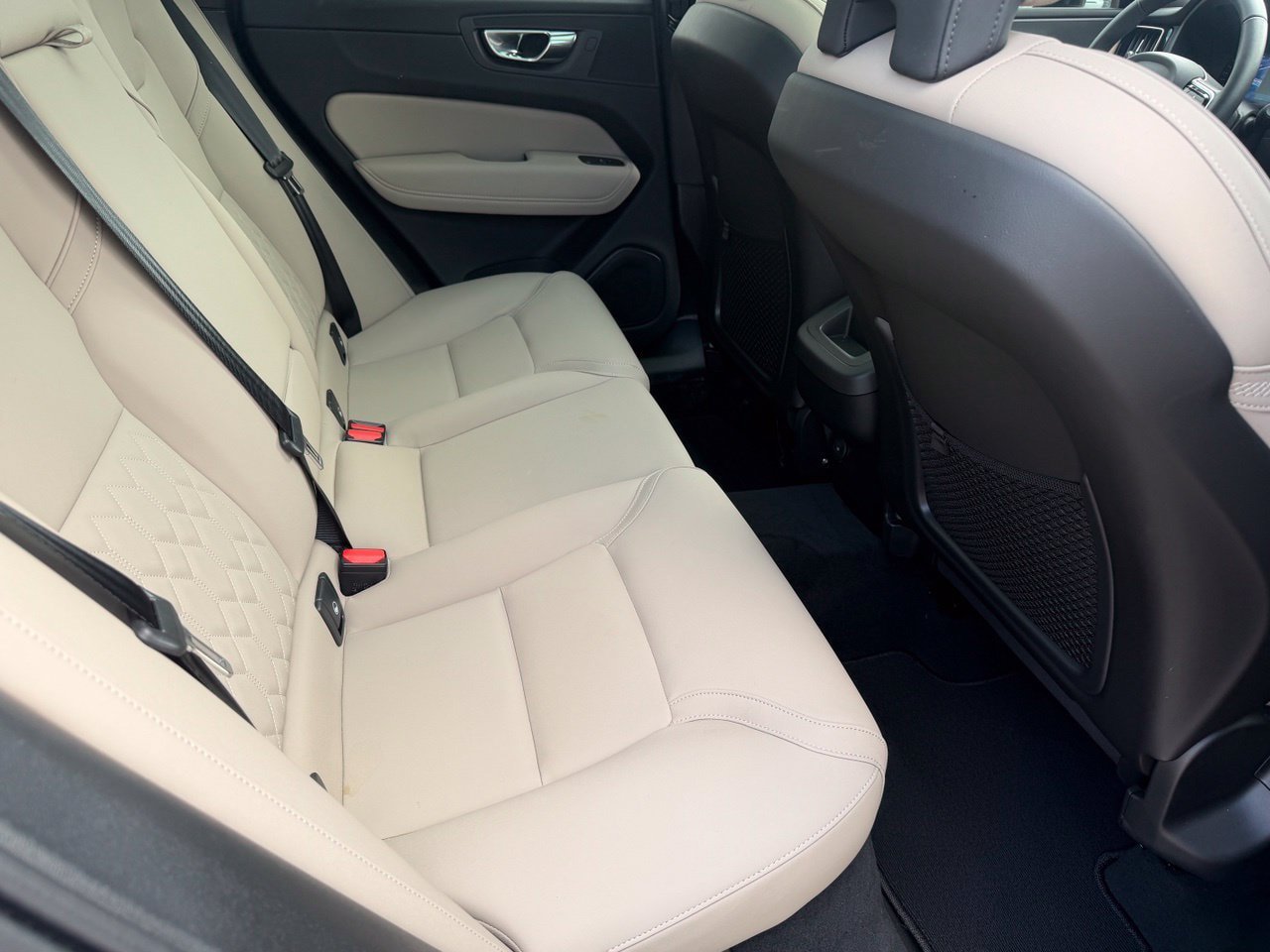 New 2026 Volvo XC60 B5 Core AWD/4WD image 24