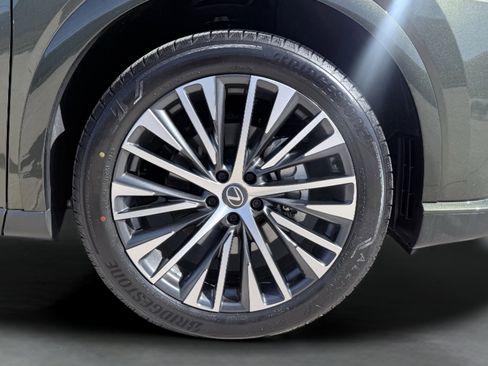 Used 2026 Lexus RX 350 Premium Plus w/ Accessory Package (Z1) image 9