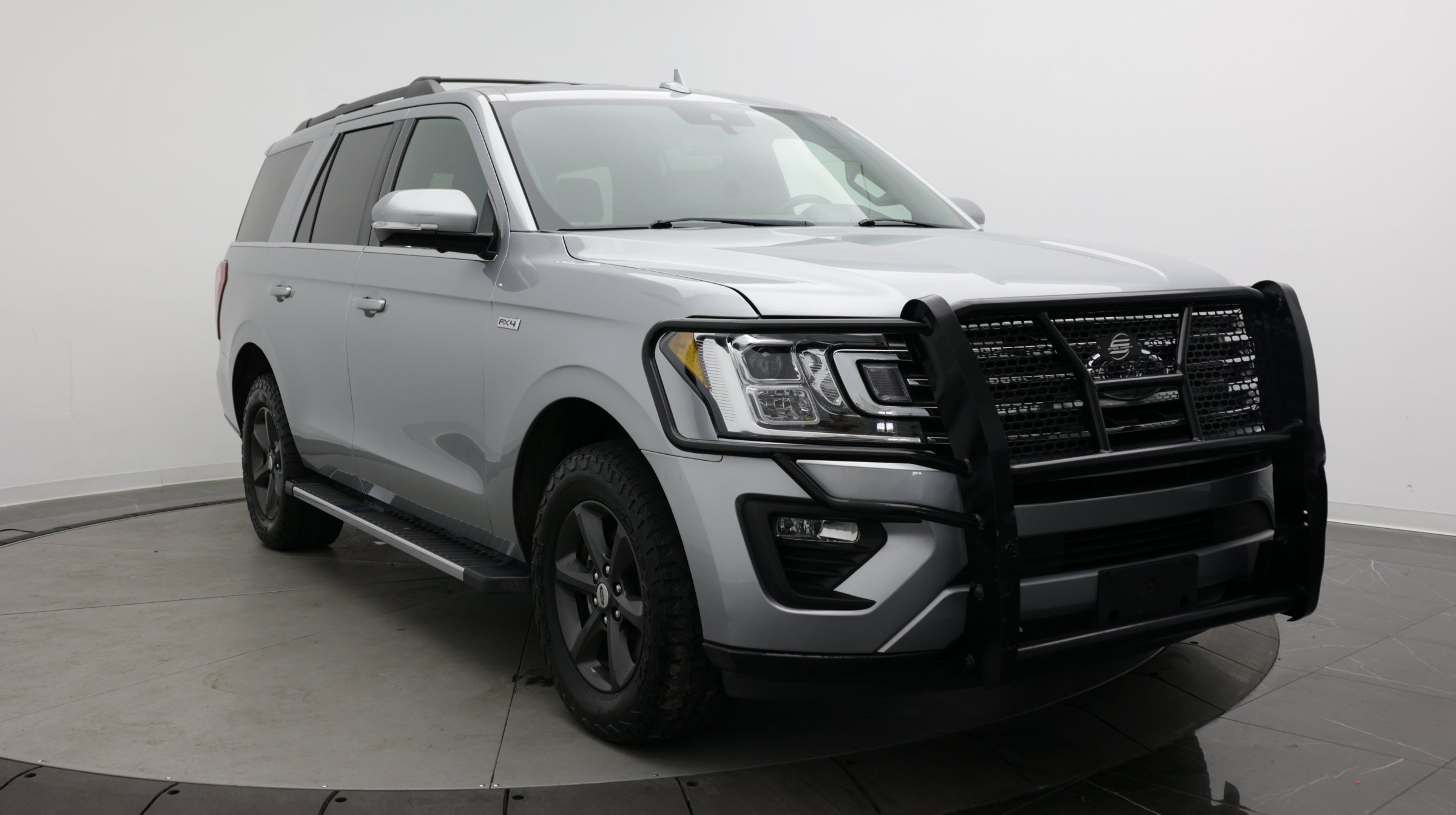 Used 2021 Ford Expedition XLT AWD/4WD image 3