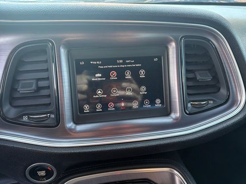 Used 2018 Dodge Challenger SXT RWD image 30