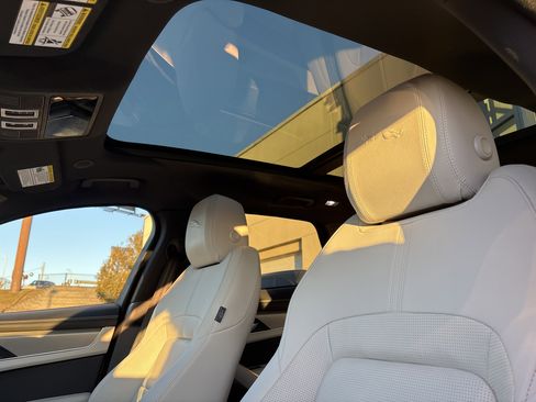 Certified 2026 Jaguar F-PACE R-Dynamic S image 15