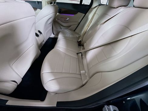 Used 2022 Mercedes-Benz GLC 300 4MATIC image 26