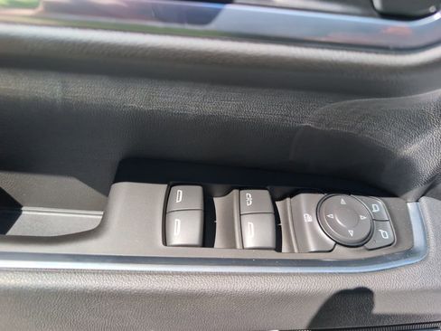 Used 2025 Chevrolet Silverado 1500 RST AWD/4WD image 18