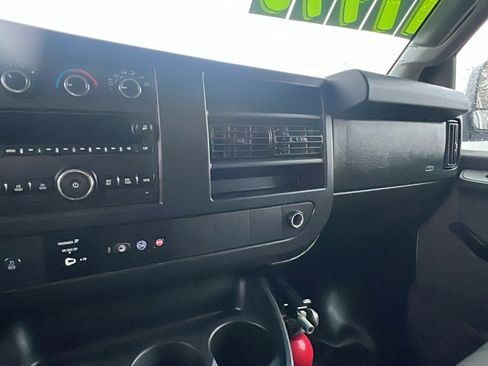 Used 2021 Chevrolet Express 3500 LS image 13