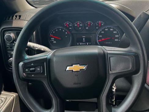 Used 2022 Chevrolet Silverado 1500 Custom AWD/4WD image 16