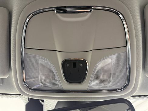 Used 2022 Jeep Cherokee Trailhawk w/ Sound & Nav Group image 32