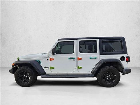 Used 2022 Jeep Wrangler Unlimited Sport AWD/4WD image 8
