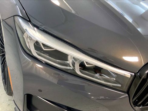 Used 2022 BMW ALPINA B7 xDrive w/ Luxury Rear Seating Package image 27