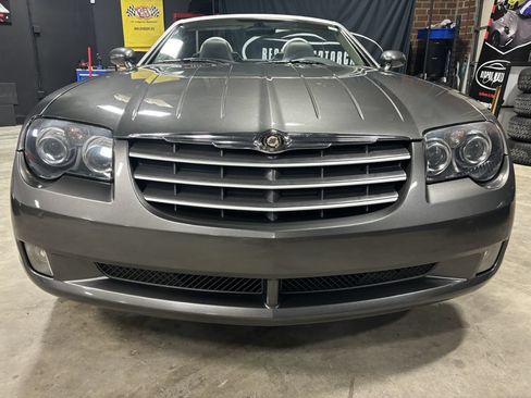 Used 2005 Chrysler Crossfire Limited RWD image 19