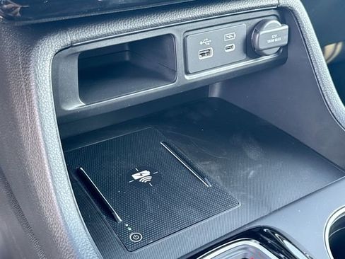 Certified 2025 Honda Pilot Black Edition image 31
