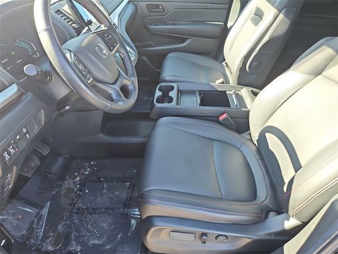 Certified 2024 Honda Odyssey Sport image 33