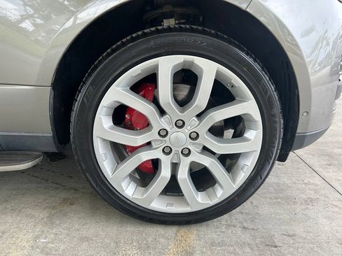 Used 2019 Land Rover Range Rover Supercharged AWD/4WD image 22