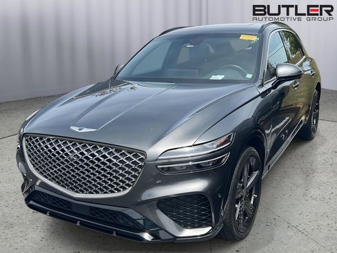 Used 2024 Genesis GV70 2.5T w/ Sport Prestige Package image 2