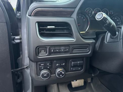 Used 2021 Chevrolet Tahoe LT w/ Rear Media and Nav Package image 13