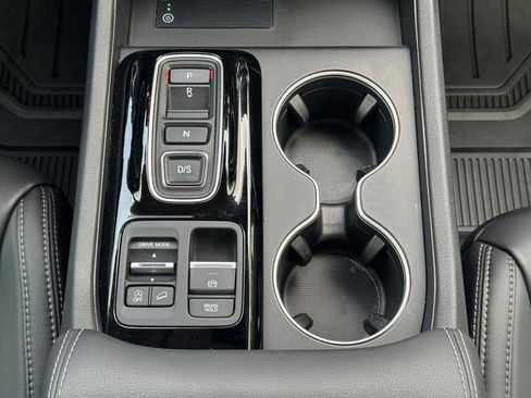 Certified 2026 Honda Pilot Touring image 18