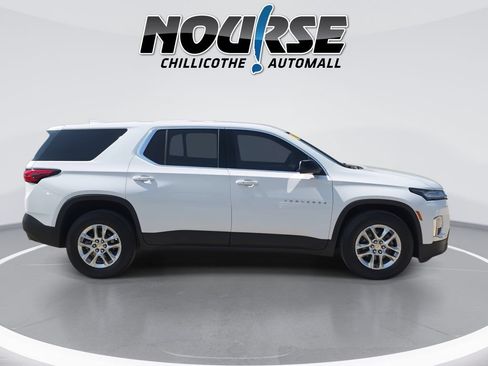 Used 2023 Chevrolet Traverse LS w/ LPO, Cargo Package FWD image 9