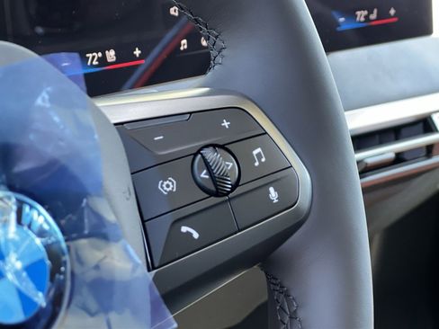 New 2026 BMW iX xDrive60 w/ M Sport Package image 29