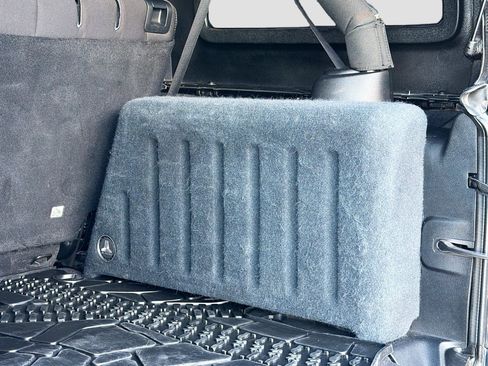 Used 2013 Jeep Wrangler Unlimited Rubicon w/ Connectivity Group image 13