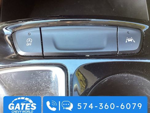 Used 2024 Chevrolet Trax LT w/ Driver Confidence Package image 30