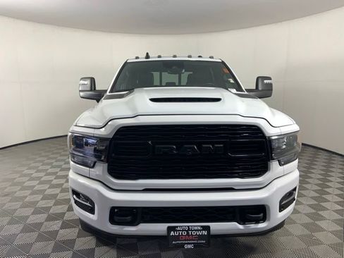 Used 2024 RAM 3500 Limited w/ Night Edition AWD/4WD image 4