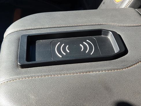 Used 2021 GMC Sierra 1500 AT4 image 23