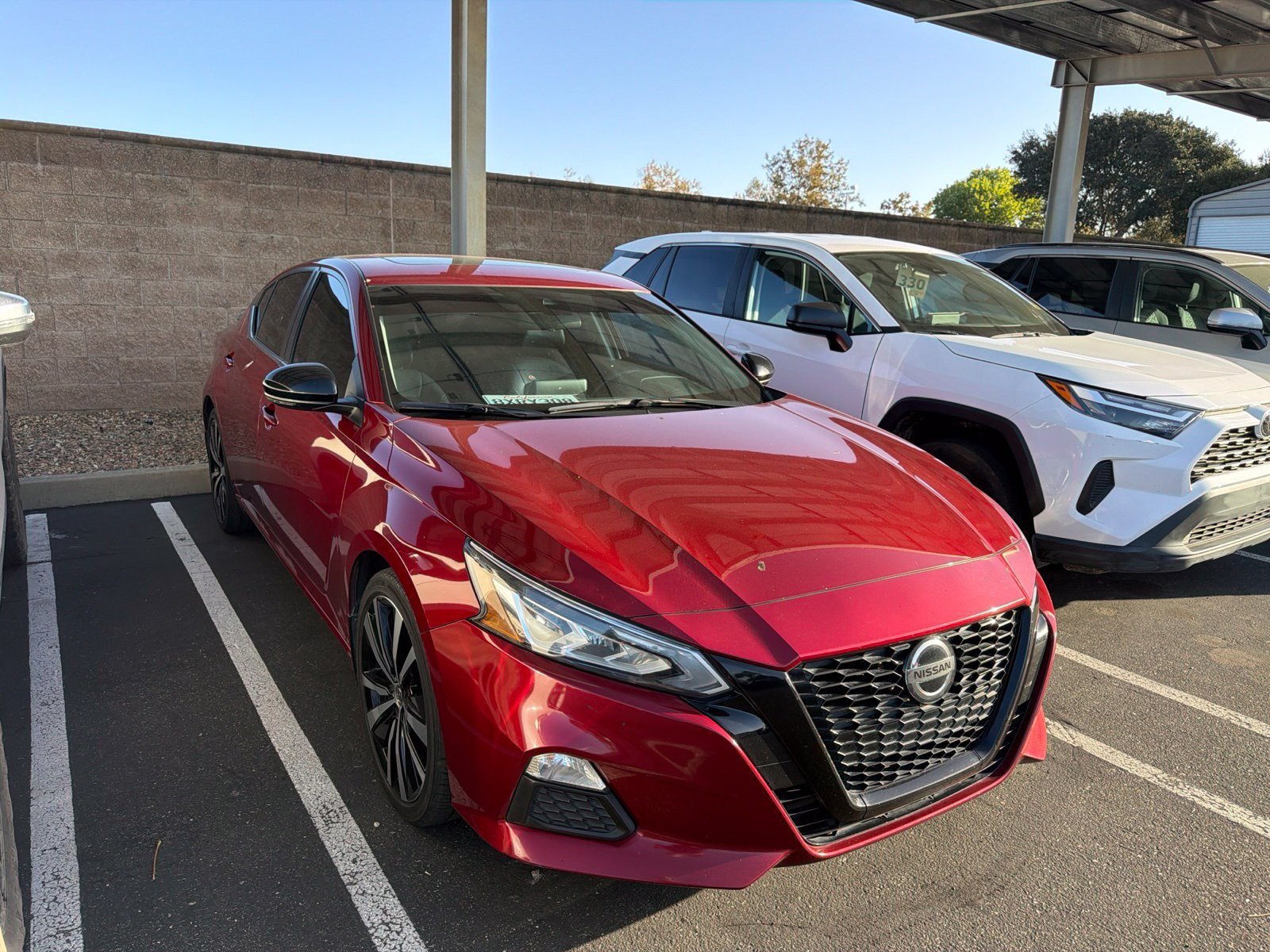 Used 2021 Nissan Altima 2.5 SR w/ SR Premium Package FWD image 2