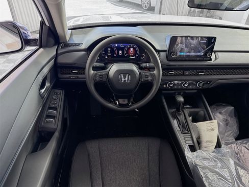 New 2025 Honda Accord SE image 13
