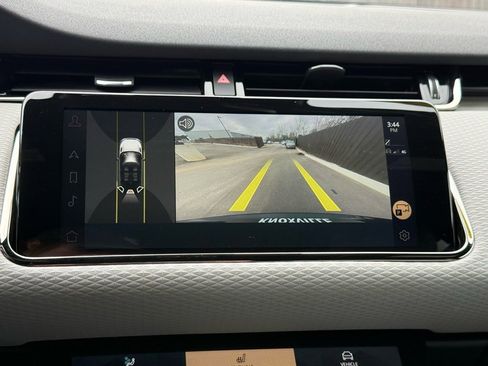 Used 2022 Land Rover Range Rover Evoque R-Dynamic S image 27