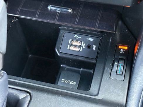 Used 2023 Lexus GX 460 Premium image 26