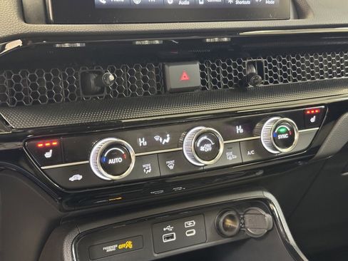 Used 2025 Honda CR-V EX-L image 39