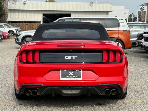 Used 2022 Ford Mustang GT Premium image 9