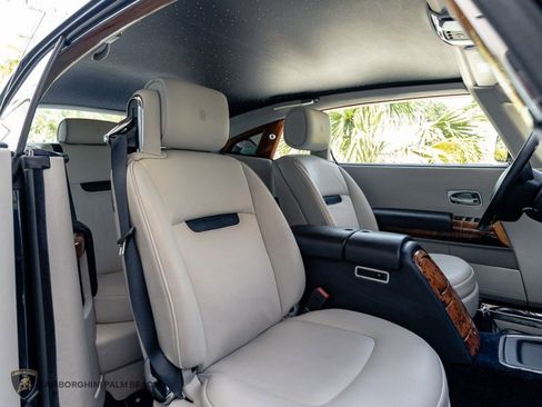 Used 2010 Rolls-Royce Phantom Coupe RWD image 31