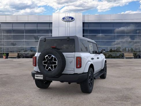 New 2026 Ford Bronco Outer Banks AWD/4WD image 8