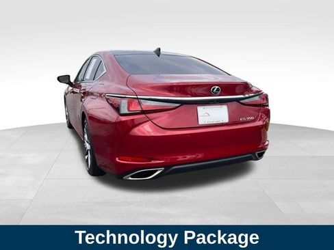 Used 2024 Lexus ES 350 w/ Luxury Package FWD image 3
