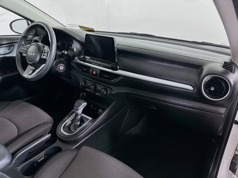 Used 2023 Kia Forte LXS w/ LXS Technology Package image 26