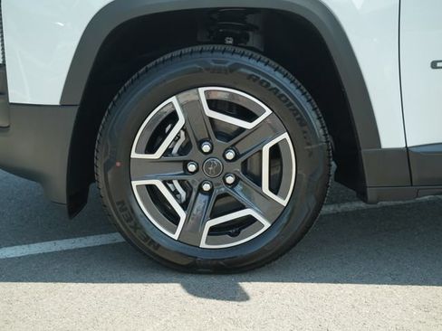 New 2026 Jeep Cherokee Limited AWD/4WD image 9