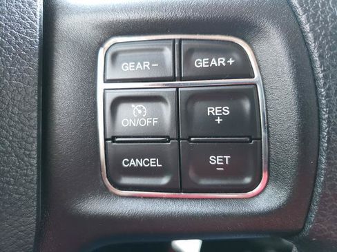 Used 2019 RAM 1500 Express AWD/4WD image 22
